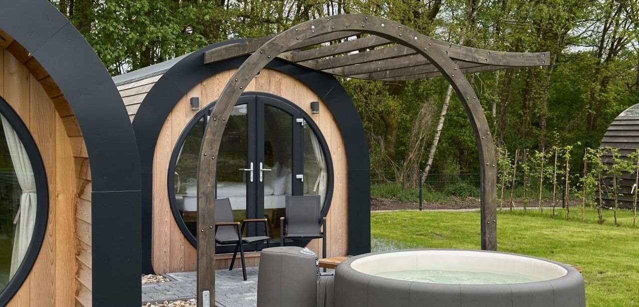 Mobile Whirlpools jetzt buchbar für Tiny Houses und (Foto: Caravanserei)