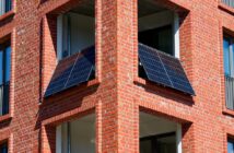 Welches Balkonkraftwerk passt zu meinem Zuhause? (Foto: AdobeStock - Holger - 1670501730)